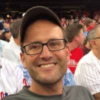 2200+ profils pour “Ruelle”