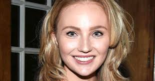 She won miss nederland 2011. Kelly Weekers Was A Very Insecure Conversation Model