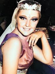 We all miss our youth, well most I'm sure. if you still have it make sure  you enjoy it to the max if you can because it goes like a flash and