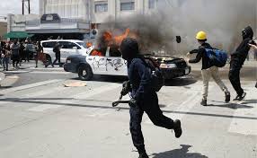 George floyd died after four police officers attempted to detain him for allegedly using a fake $20 bill. George Floyd Death Violence Breaks Out Amid Us Protests Bbc News