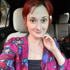 Hillary Dickson's Instagram, Twitter & Facebook