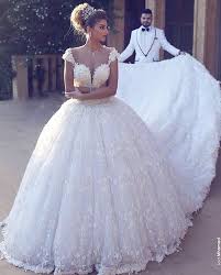 This Haute Couture Wedding Dress Is Costly But Our Dress Design Firm Can Make A Very Close Repli Ball Gown Wedding Dress Chic Bridal Gown Ball Gowns Wedding