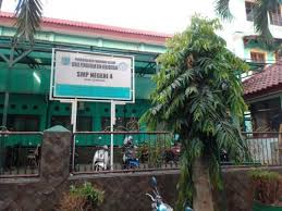 Nilai akreditasi sekolah ditetapkan oleh kemdikbud melalui badan akreditasi nasional sekolah/madrasah (ban s/m). Polisi Didesak Usut Pungli Berujung Penahanan Ijazah Di Smpn 4 Tangsel Okezone Megapolitan