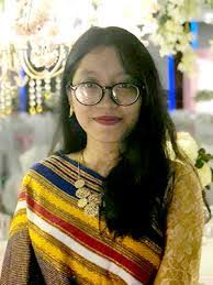 Sadia Ismail's Instagram, Twitter & Facebook