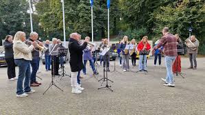 Muzikale verrassingen bij afscheid burgemeester Fred Veenstra