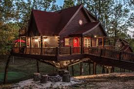 Whispering Woods Treehouse At Branson Cedars Resort Evening Glow Casas