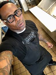 Have a bless work Day everyone 🥰😘