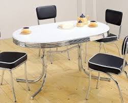 Amazon Com Coaster 50 S Retro Nostalgic Style Oval Dining Table Chrome Plated Home Kitchen Oval Table Dining Retro Dining Table Dining Table