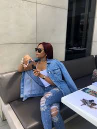 Golden horn award for best tv presenter, golden horn. Bonang Matheba Wearing Jeans Bonang Matheba White Shirt White Heels And Distressed Bonang Matheba Net Worth House Cars Beverly Forman