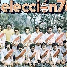 Basta hacer un repaso del plantel argentino que se consagró campeón del mundo en 1978, un día como hoy pero hace 42 años, para darse cuenta de que el único integrante que conserva un cargo en. Seleccion Peruana Hace 40 Anos Jugo Su Primer Amistoso En Ee Uu Futbol Peruano El Bocon