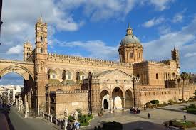 Mide 2,63 metros de altura y pesa más de 200 kilos. Catedral De Palermo Catedral Metropolitana De La Asuncion De La Santisima Virgen Maria Megaconstrucciones Extreme Engineering