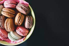 Find images and videos about food, wallpaper and purple on we heart it. Hd Wallpaper Macarons In A Bowl On A Dark Background Food Drink Macaroon Wallpaper Flare