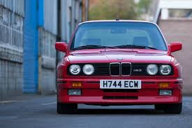 Pretraga motora polovni motori novi motori. Bmw M3 E30 Devedesete Ce Vecno Ziveti U Nama Autoexclusive Auto Vesti Novi Luksuzni Polovni Automobili