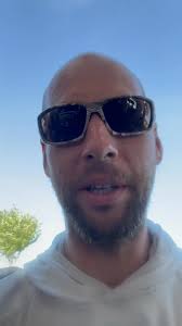 Hi guys it’s me the 835 credit score ram 1500 dude. , Hope you’re enjoying  the heat, I’m having a blast riding the V Ride 2 48 and pretending it’s a  chariot with horses 😂