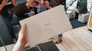 Acer webshop > acer swift 7 ultrabook. The Ridiculously Thin Light Acer Swift 7 Lands In Malaysia Retails From Rm5 999