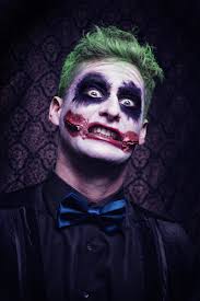Inspiration & accessoires mit denen du dein vogelscheuchen kostüm einfach selber machen kannst. Halloween Tutorial Teil 1 Joker Schminken Mydays Magazin