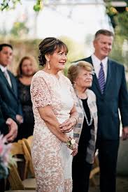 Voici notre gamme exclusivement dédiée aux mamans de la mariée ou du marié. 1001 Idees Comment Trouver Une Robe Pour La Mere De La Mariee Tenue Mariage Maman Mere De La Mariee Tenue Mariage Mere