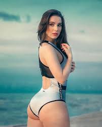 Ana Anastazja's seductive poses - an absolute must-see for connoisseurs