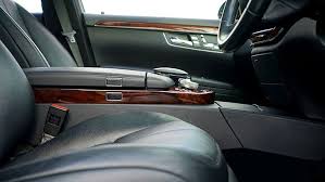 Leather lex professional leather and vinyl repair kit restore any cracks, cuts, holes, burns and tears on leather and vinyl material surface. How To Repair Cracked Leather Car Seats