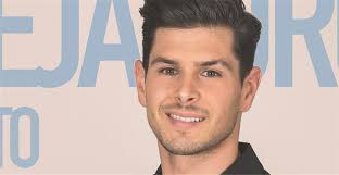 Por qué está Alejandro Nieto pidiendo su expulsión?