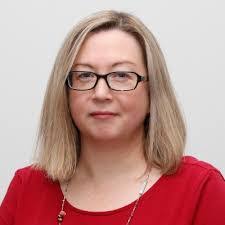 Annie Toland's Instagram, Twitter & Facebook