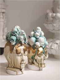 Lee Yun Hee Is A Very Popular Korean Ceramic Artist Her Ceramic Works Consists Of Layers Of Variously Sized Units A Pottery Sculpture Clay Art Ceramic Artists
