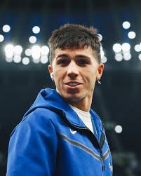 Blues in the building. ✊