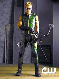 Amell has yet to really go up against superhumans whereas that was pretty all hartley had to face. Alan Ritchson And Justin Hartley Arnold Zwicky S Blog