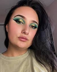 Kayla Buchanan's Instagram, Twitter & Facebook