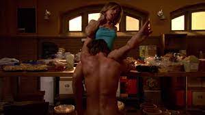 Naked Julie Bowen in Weeds < ANCENSORED