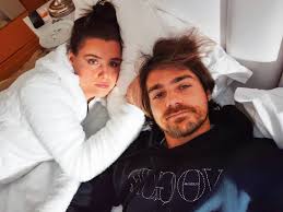 Por favor tente mais tarde. Vou Com Ele Se Puder Kelly Bailey Nao Descarta Ir Para Fora Com Lourenco Ortigao
