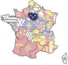 Ile De France Sur Une Carte Ancienne De France Avec Les Drapeaux Des Divisions Administratives Carte Ancienne Carte Drapeau