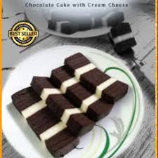 Keklapis #keklapissarawak #layeredcake kek lapis cheese oreo kek lapis ni antara kek yang kek lapis oreo 2 peket biskut oreo 450 g butter 250g cream cheese 1 sudu makan ovalete 200g gula. Kek Lapis Chocolate Cheese Chocolate Cheese Layer Cake Shopee Malaysia