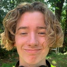 Evan Billings's Instagram, Twitter & Facebook