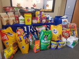 Try the pet pantry foods today and let us be your pet food solution. Ross Medical In Owensboro Collects Over 1000 Pounds Of Pet Supplies For Local Animals Ross Campus News And Events