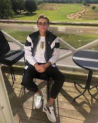 6.18 metres (20 ft 3+1⁄2 in), a world best (outdoor) of 6.15 metres (20 ft 2 in) and the current olympic champion. Armand Duplantis Bio Age Net Worth Height In Relation Nationality Body Measurement Career