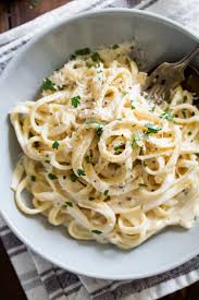 Best Alfredo Sauce Made With Half Milk And Half Cream So It S Not Too Heavy And Includes Pl Alfredo Sauce Recipe Sauce Recipes Alfredo Sauce Recipe Homemade