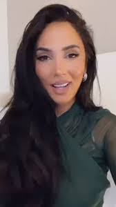 Sadia Khan's Instagram, Twitter & Facebook