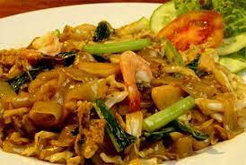 Masak kwetiau hingga matang dan bumbu meresap. Aneka Resep Dan Cara Membuat Kwetiau Goreng Sederhana Nan Praktis Namun Spesial Dan Lezat Selerasa Com