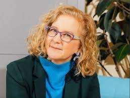 Elizabeth Engelhardt's Instagram, Twitter & Facebook