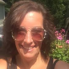 Deep tissue massage for shoulder pain relief