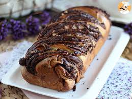 Brioche Babka Au Chocolat Et Aux Noisettes Recette Ptitchef Recette En 2020 Dessert Recettes Sucrees Brioche