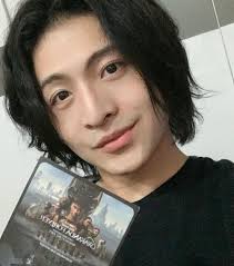 Harry Lu: Hot boy thể thao năm nào, nay đổi style lãng tử vạn người mê