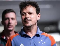 Valores falam mais alto? Marca que Ronaldo ama SE RENDE ao Corinthians