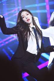 Pin By Pk On Chungha Kpop Girls Kpop Girl Groups Korean Girl