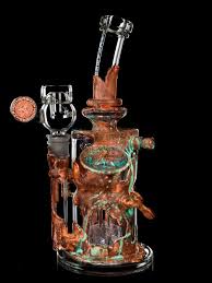 Few names have captured the imagination of scientific glass enthusiasts in recent years like the team of glassblowers at mothership glass. Gallery Mothership Glass Glass Pipes And Bongs Glass Glass Artists