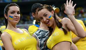 Sverige förlorade och därmed är medaljchanserna borta i handbolls em2012 för de svenska damerna. Em 2012 Seite 25