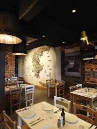 The Vintage Bars And Restaurants You Wish You Could Visit In Your Lifetime Www Bar Coffee Shop Interior Design Restaurant Interior Design Restaurant Interior