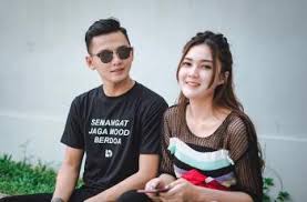 Maybe you would like to learn more about one of these? Personel Band Didi Kempot Bahas Kacang Lupa Kulit Sindir Dory Harsa Matamata Com