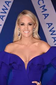 On november 10, 2017, two days after the. Carrie Underwood First Photo Since Her Accident Revealed The Hollywood Gossip